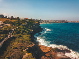 Sydney's coastal walk and ocean on a hot and sunny day - Free Stock Image
